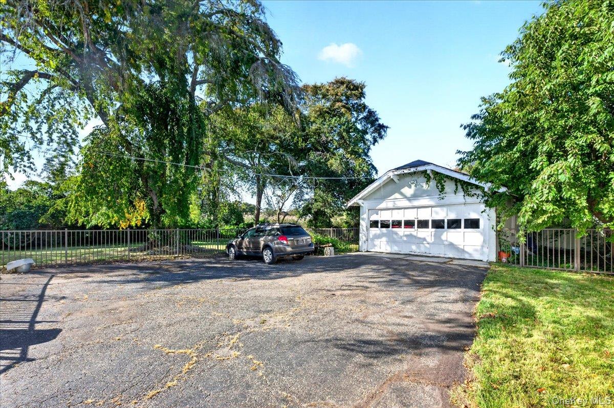81 Oak Road Property Photo 26