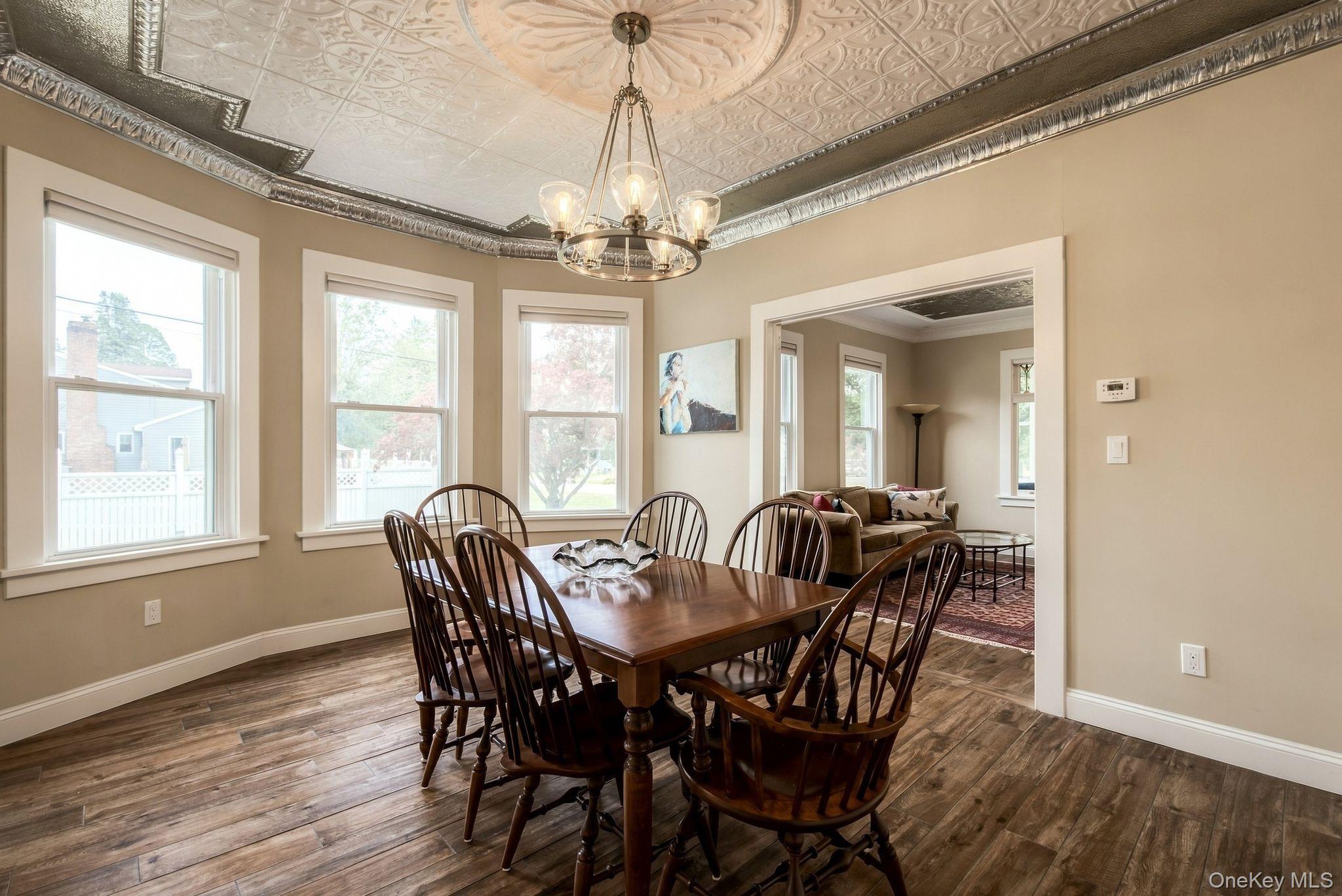 9 N Jefferson Avenue Property Photo 15