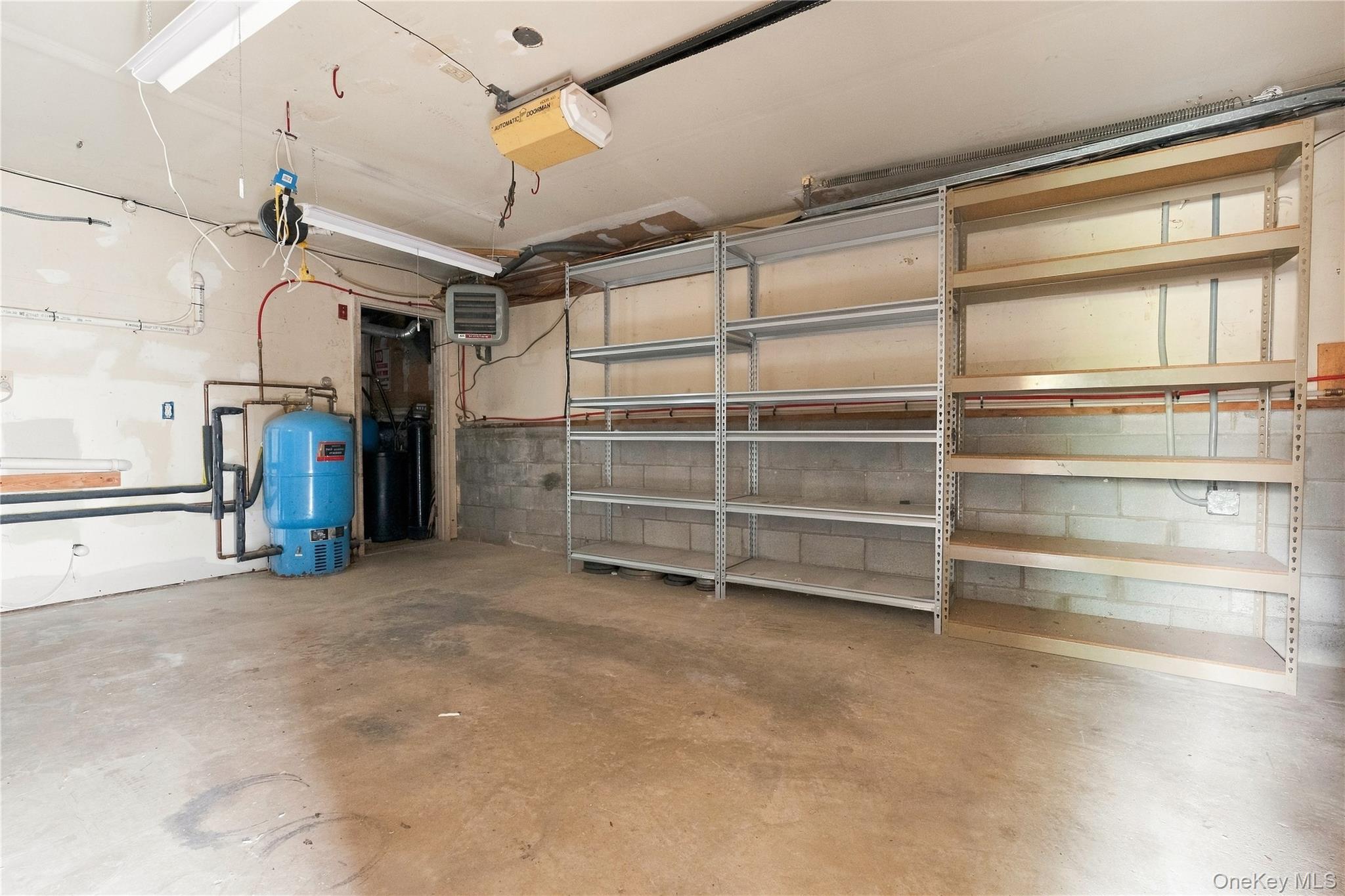 6 Flower Road Property Photo 24