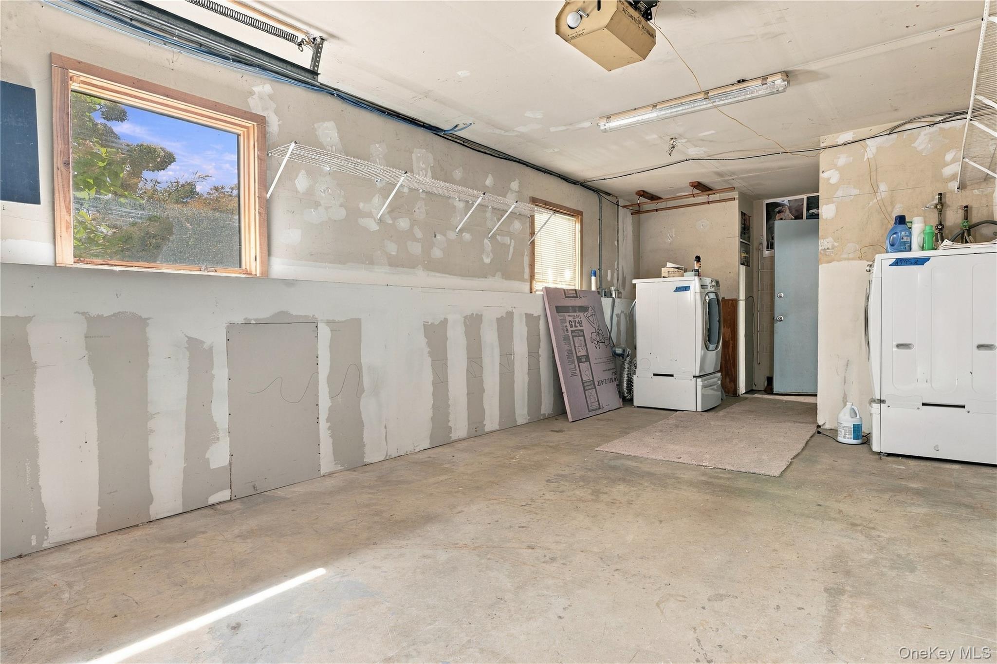 6 Flower Road Property Photo 25