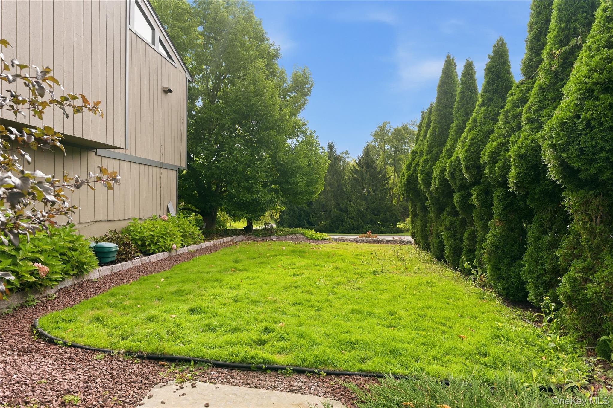 6 Flower Road Property Photo 29