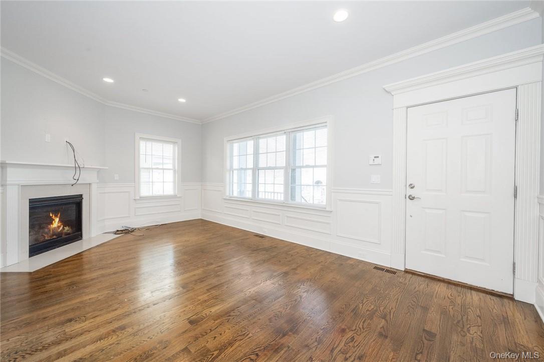 152 Crotona Avenue Property Photo 4