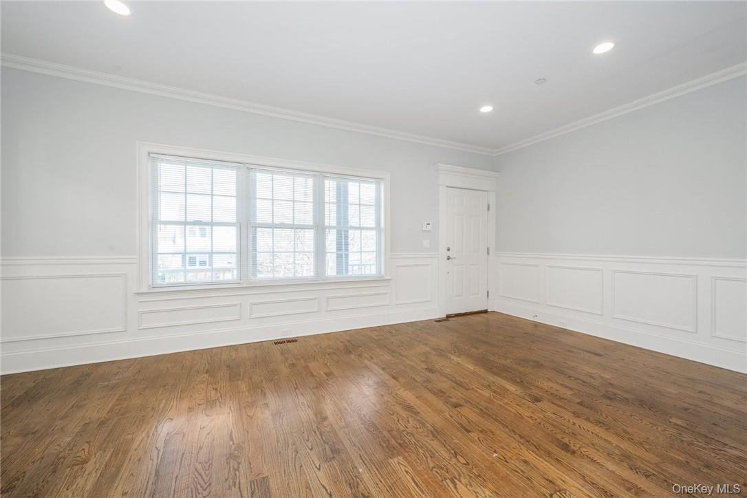 152 Crotona Avenue Property Photo 6