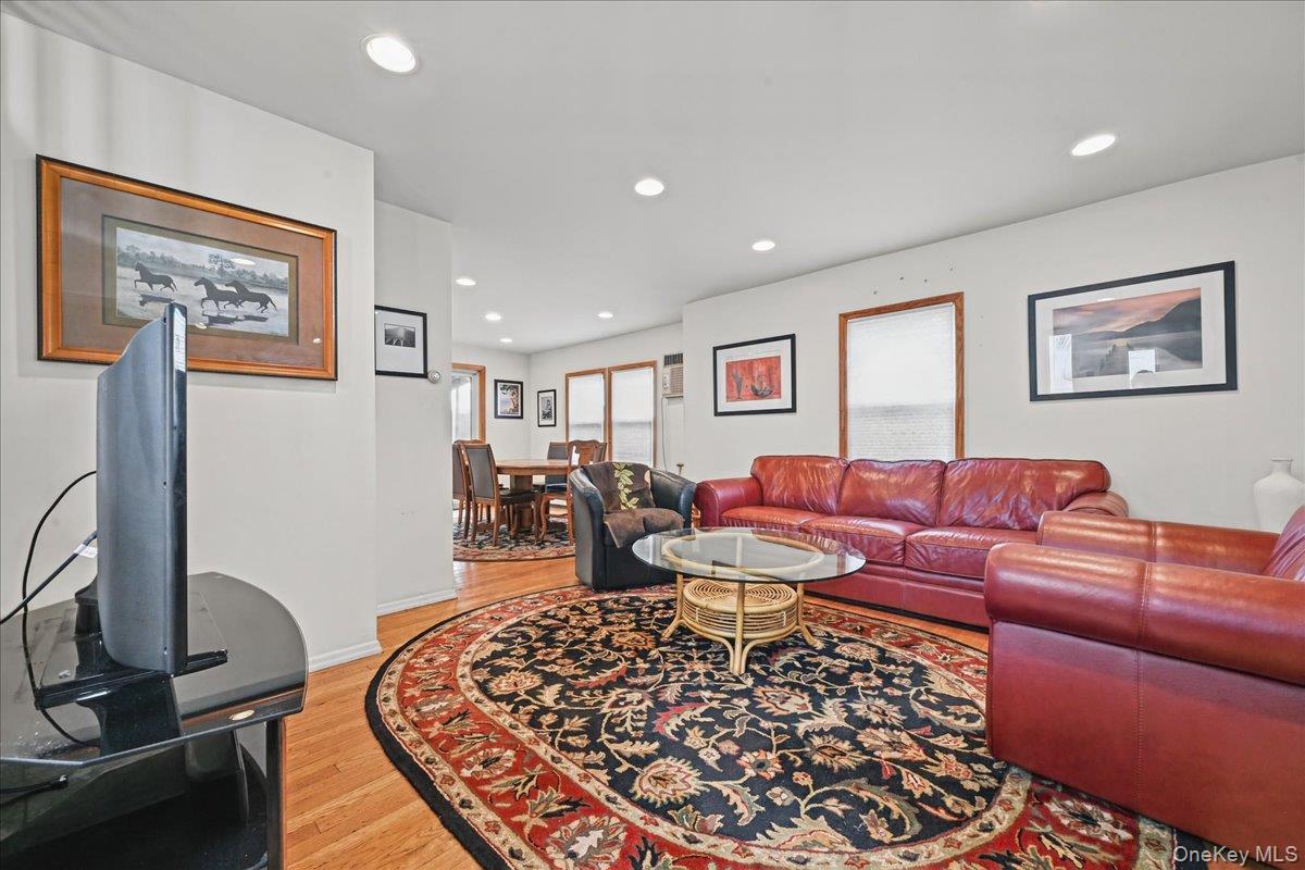 309 Frederick Avenue Property Photo 6
