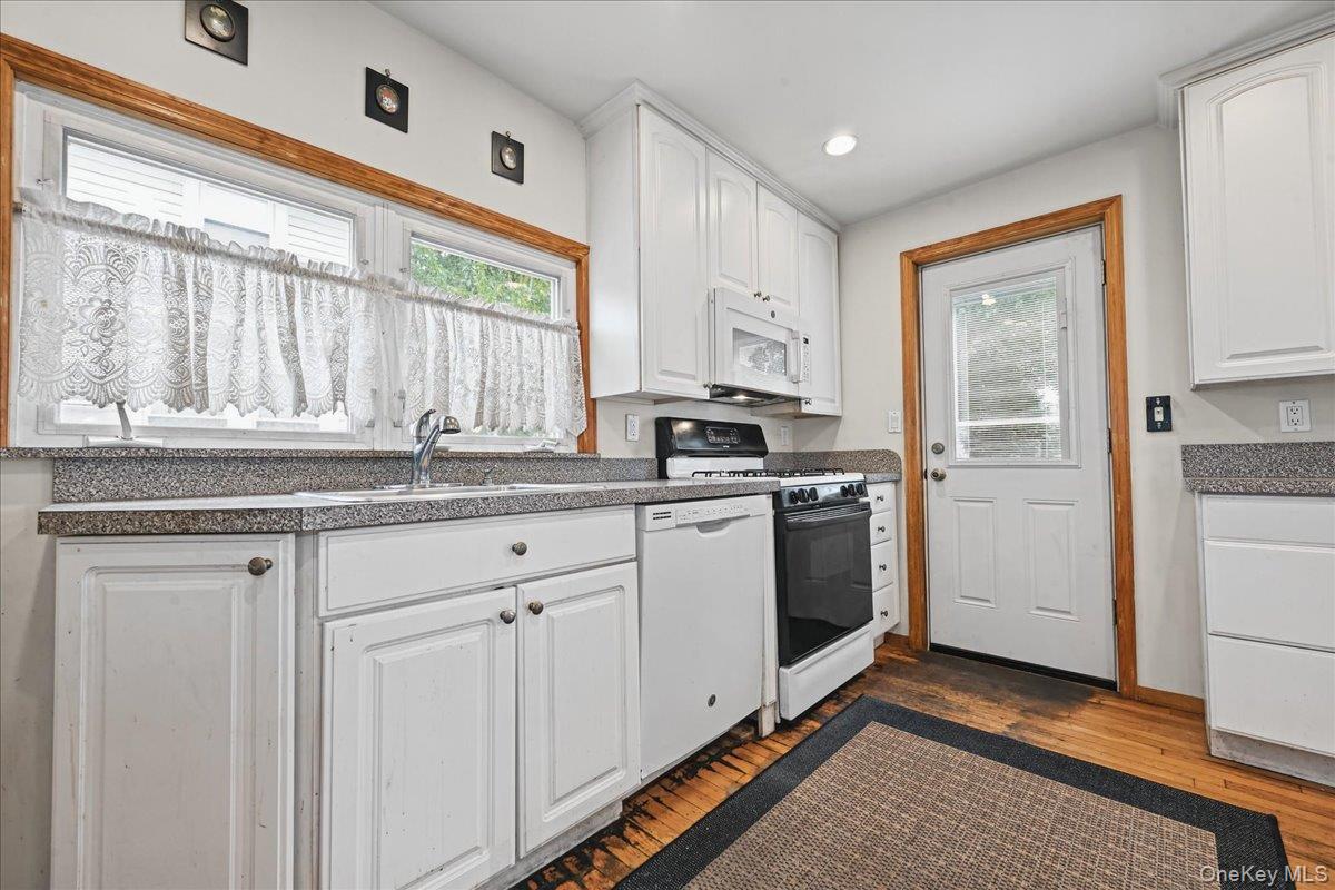 309 Frederick Avenue Property Photo 12