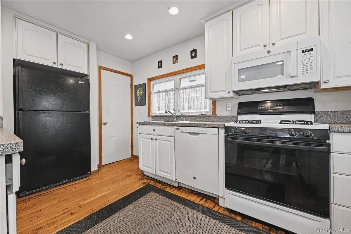 309 Frederick Avenue Property Photo 14