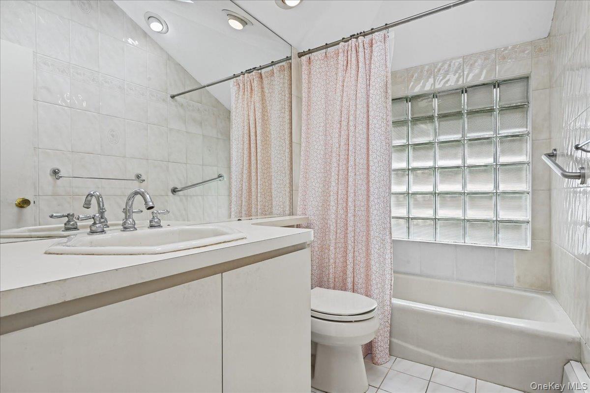 309 Frederick Avenue Property Photo 17