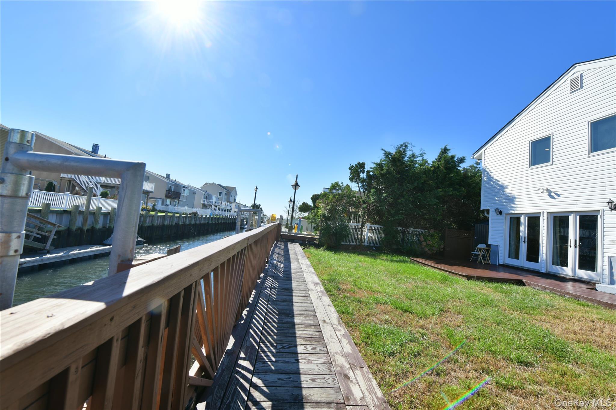 925 S Long Beach Avenue Property Photo 32