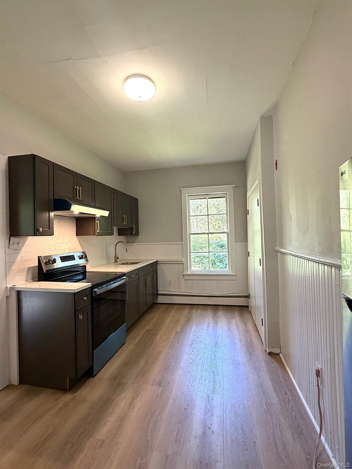 10 River Street Property Photo 3