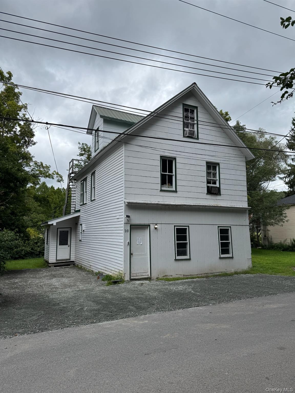 10 River Street Property Photo 12