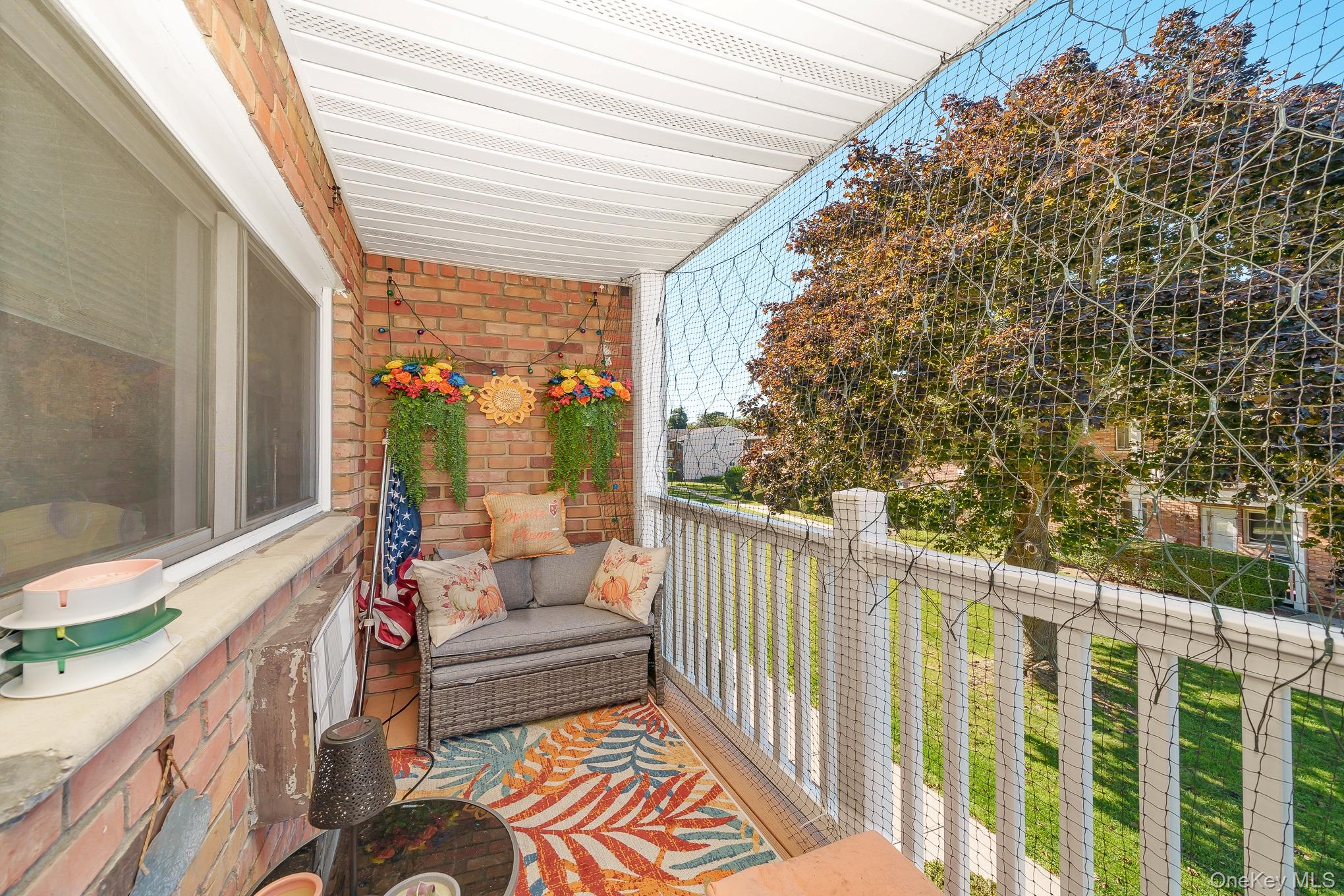 61 Adams 2a Property Photo 22