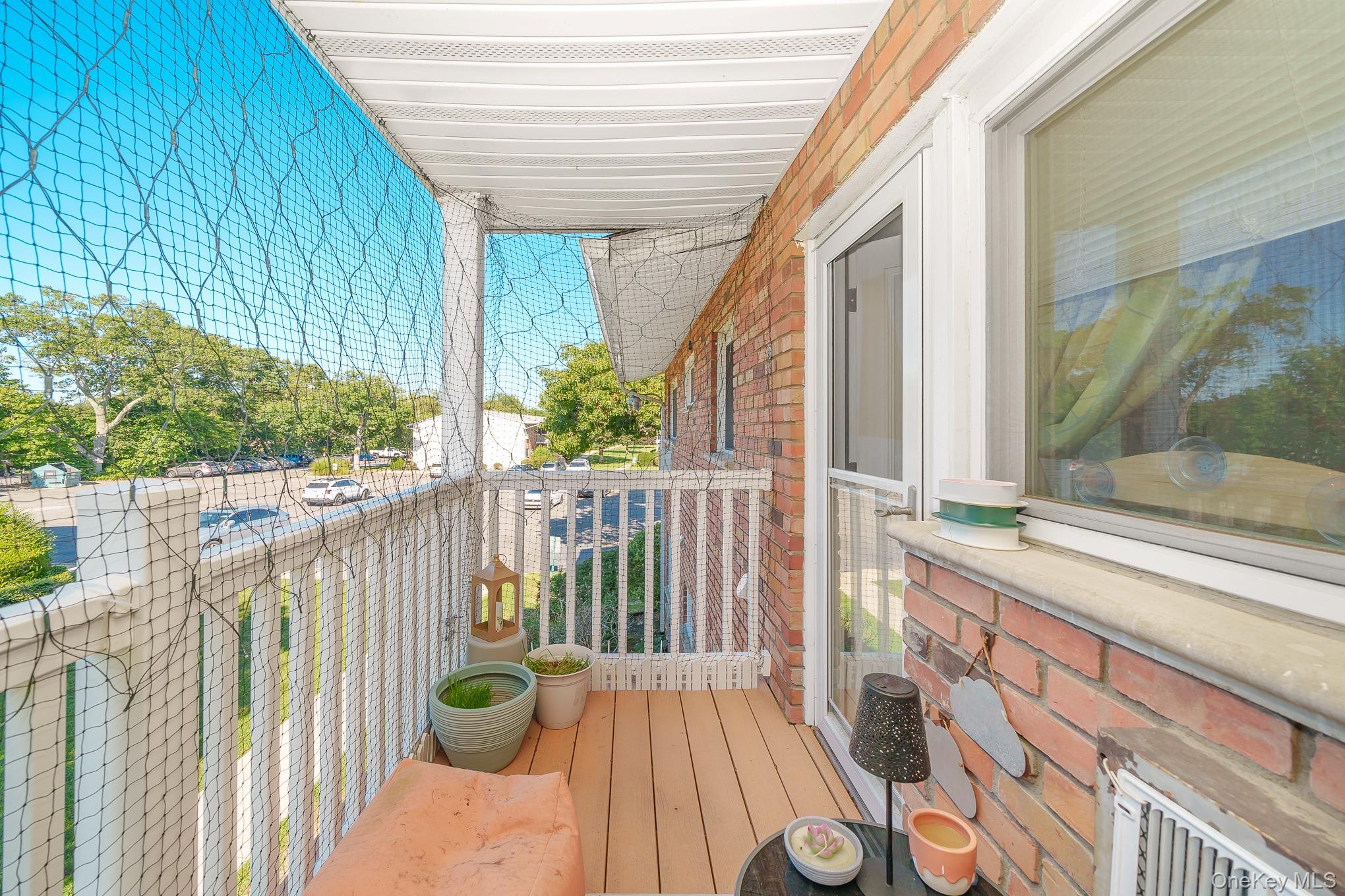 61 Adams 2a Property Photo 23