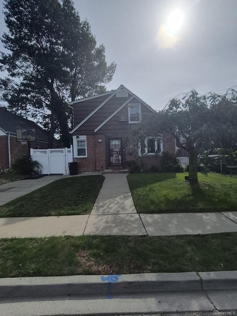 204 Wellington Road Property Photo 1