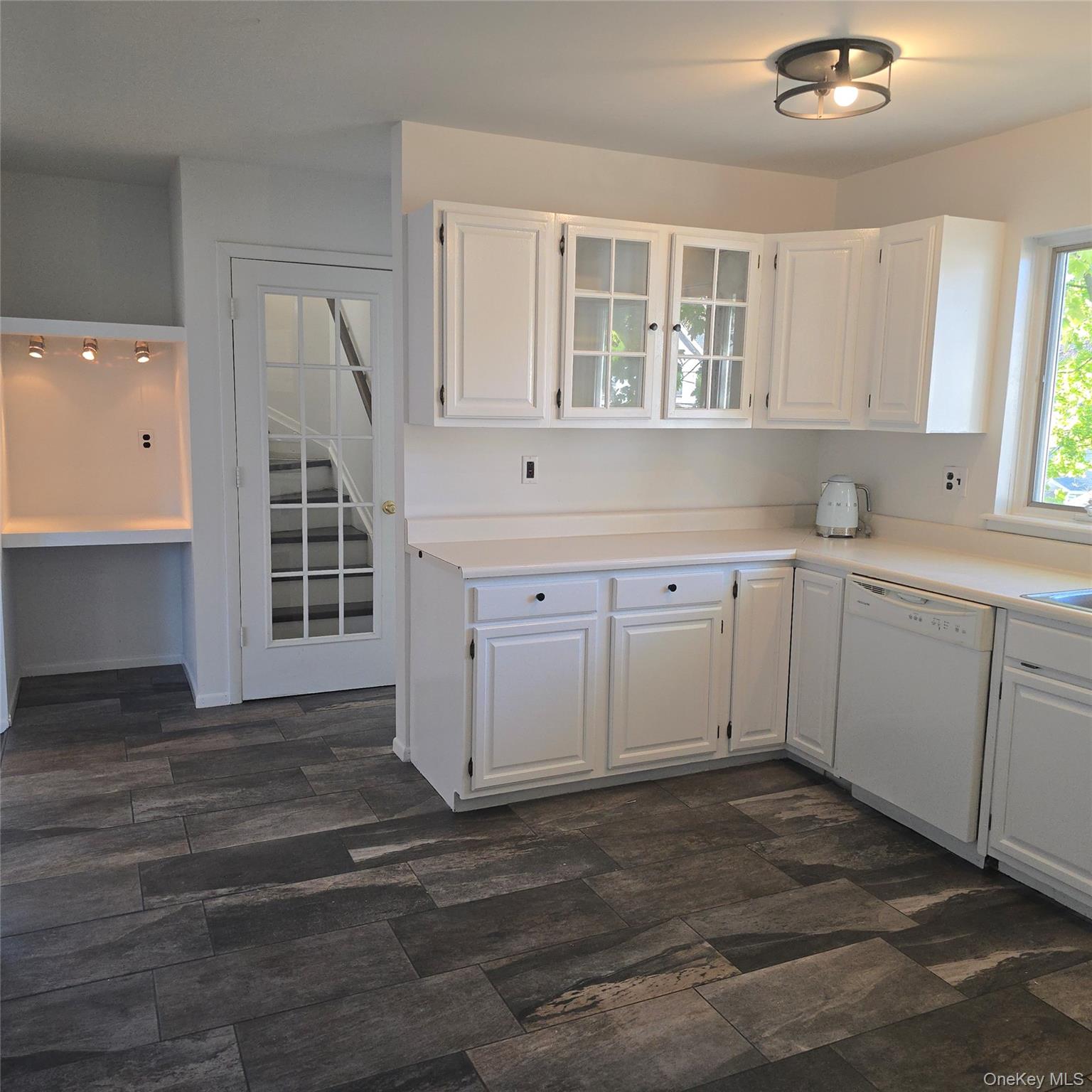 225 High Avenue Property Photo 9