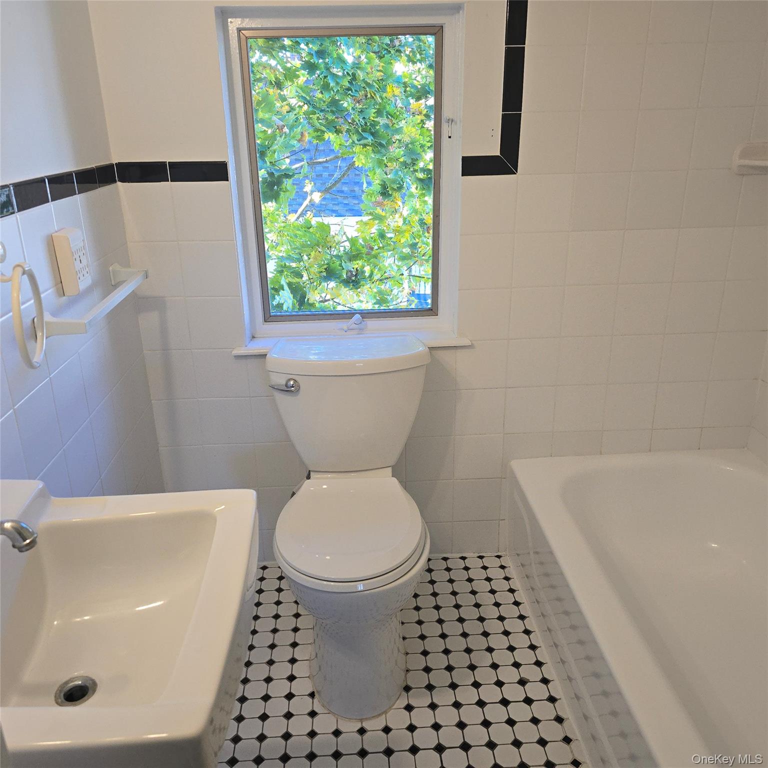225 High Avenue Property Photo 20