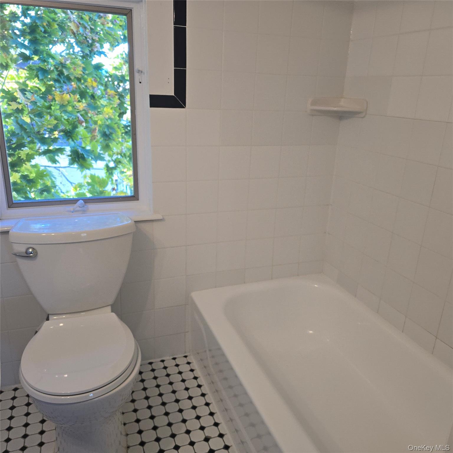 225 High Avenue Property Photo 24