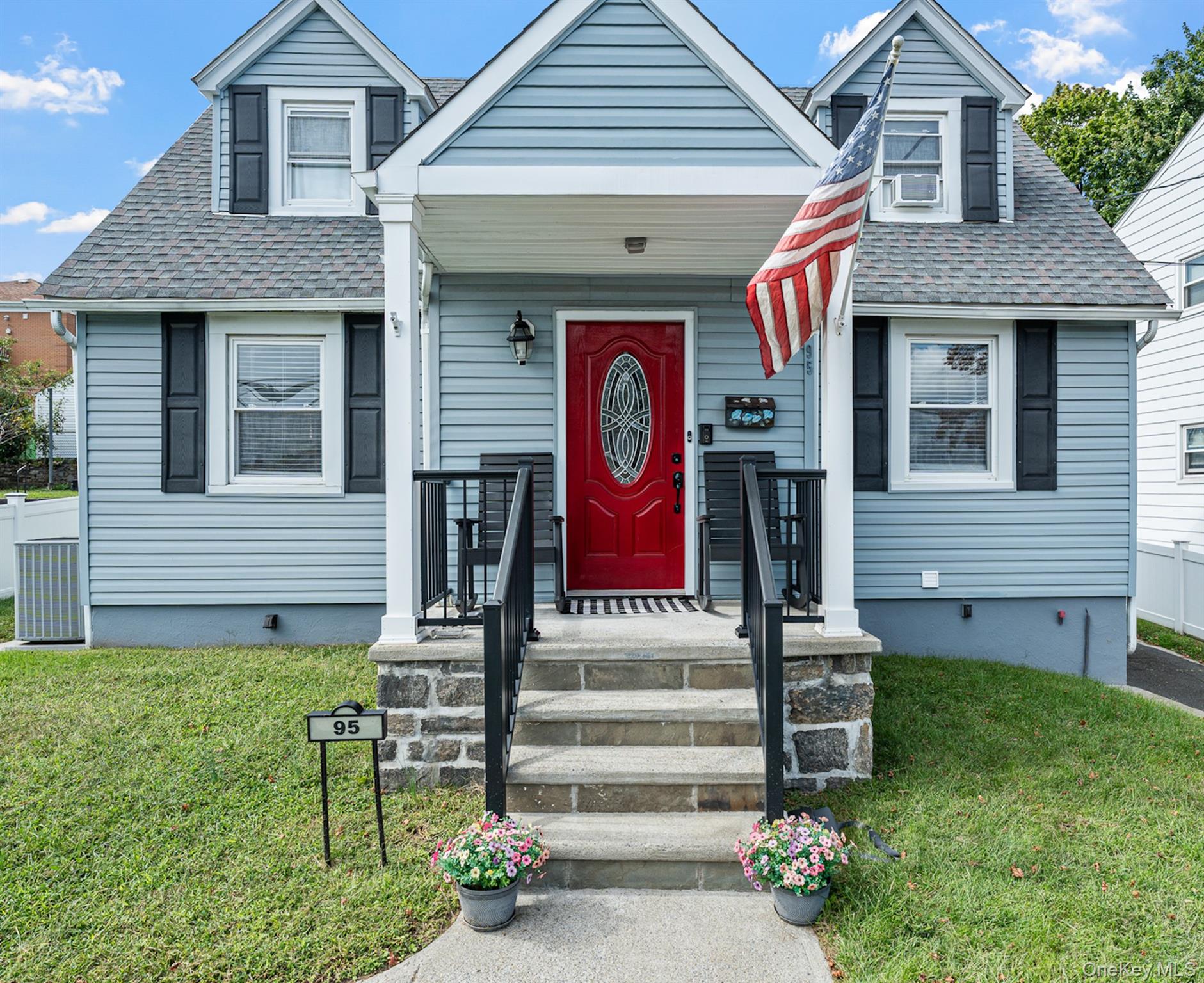 95 Aka 93 Sumner Avenue Property Photo 6