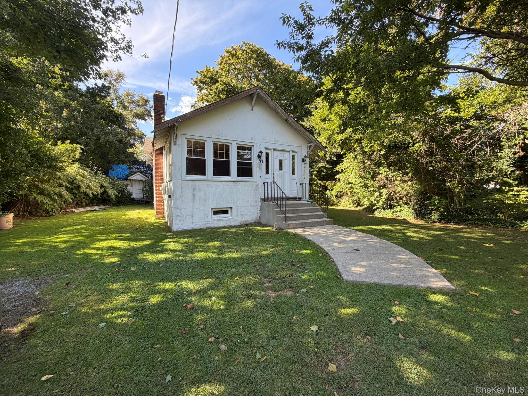 6 Bridle Way Property Photo 1
