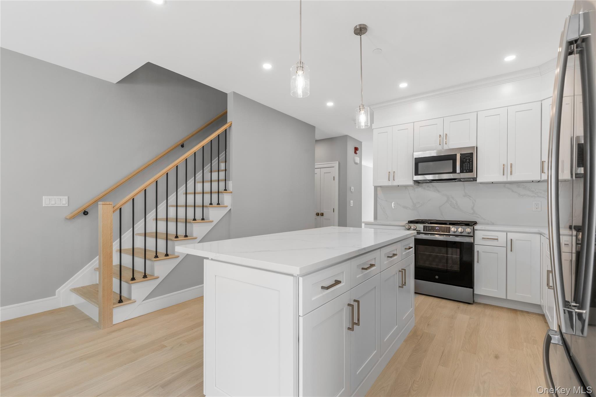 161 Ellsworth Avenue 159 Property Photo 5