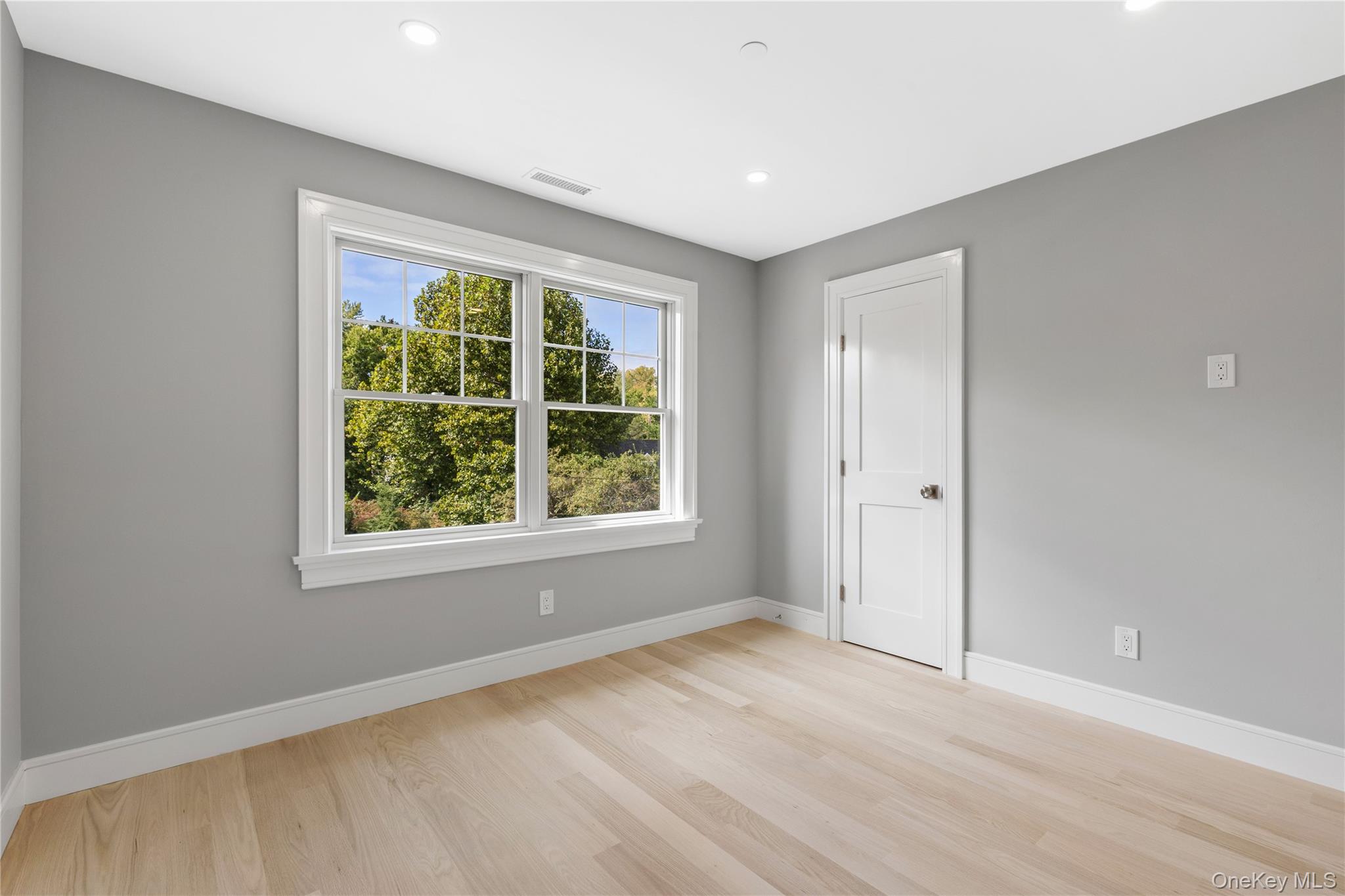 161 Ellsworth Avenue 159 Property Photo 22