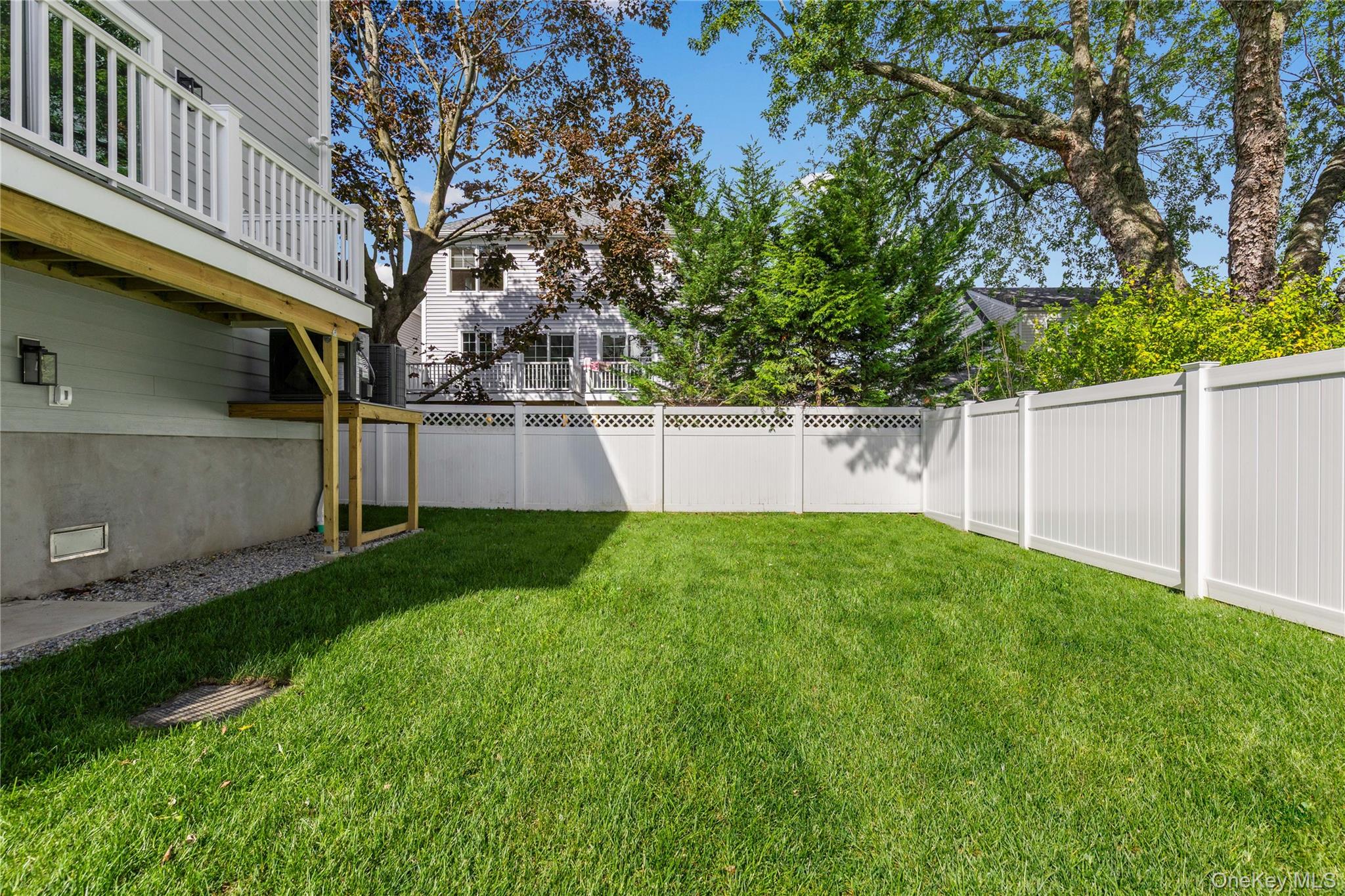 161 Ellsworth Avenue 159 Property Photo 24