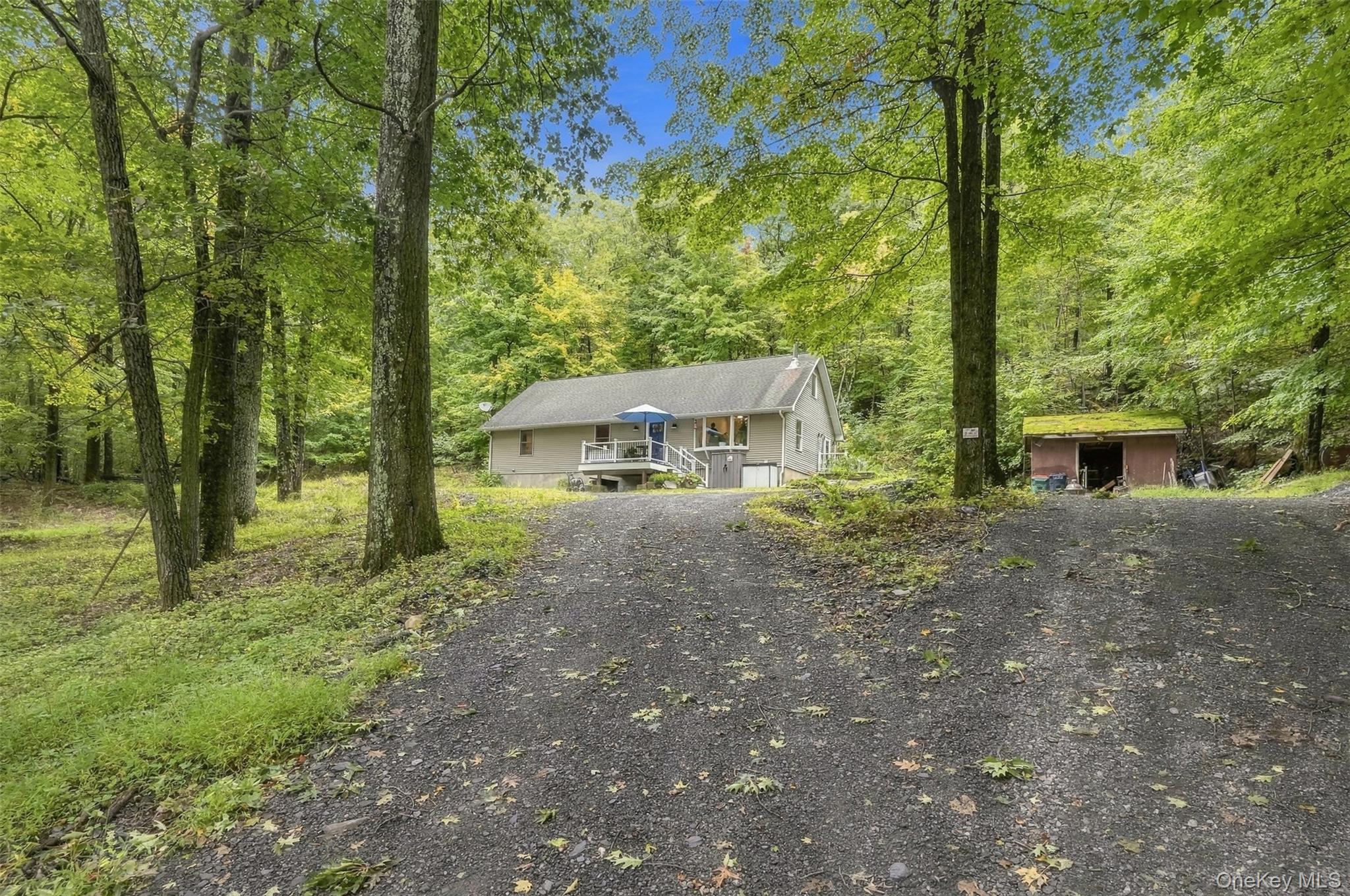 225 Hull Avenue Property Photo 30