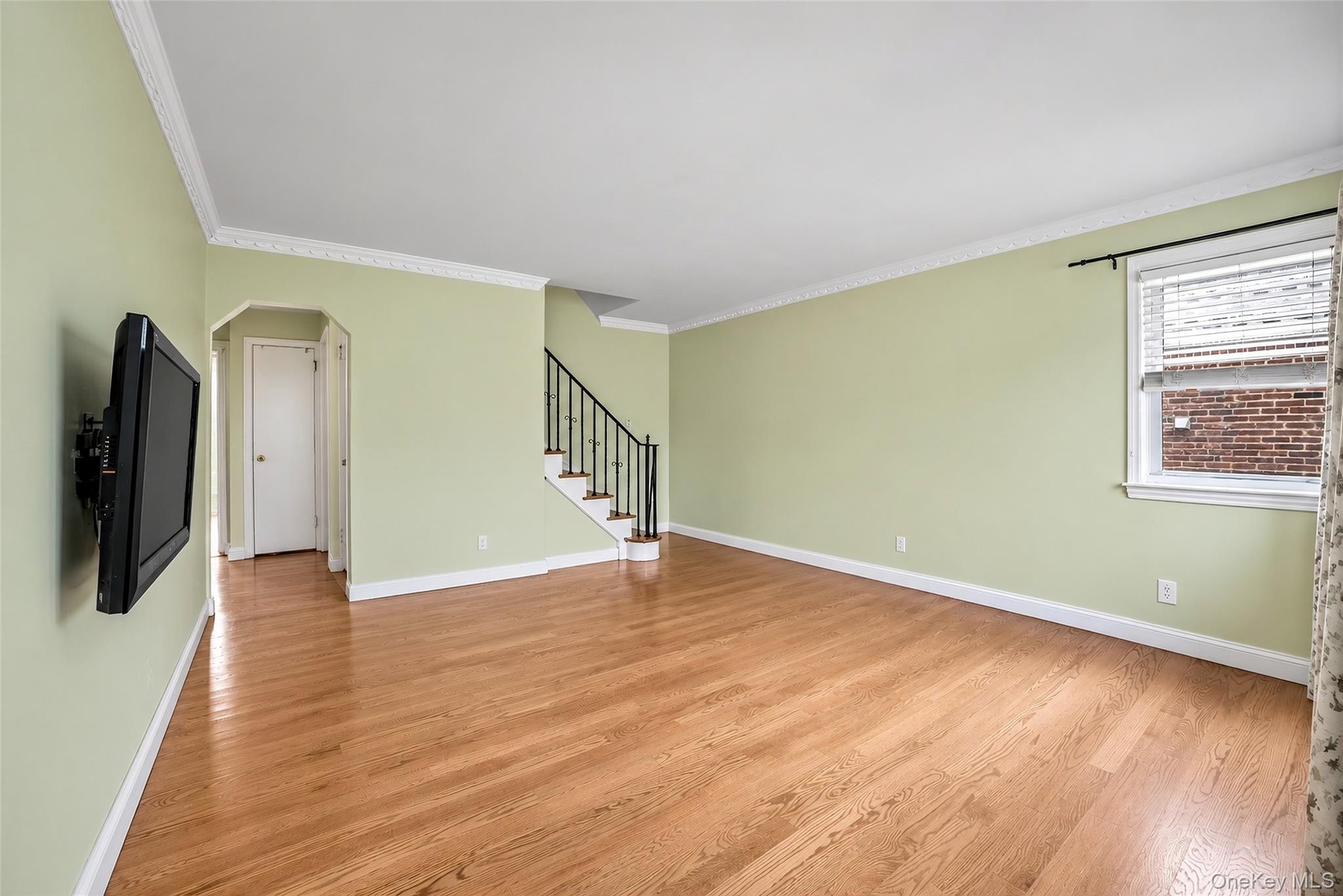 711 Covert Avenue Property Photo 2