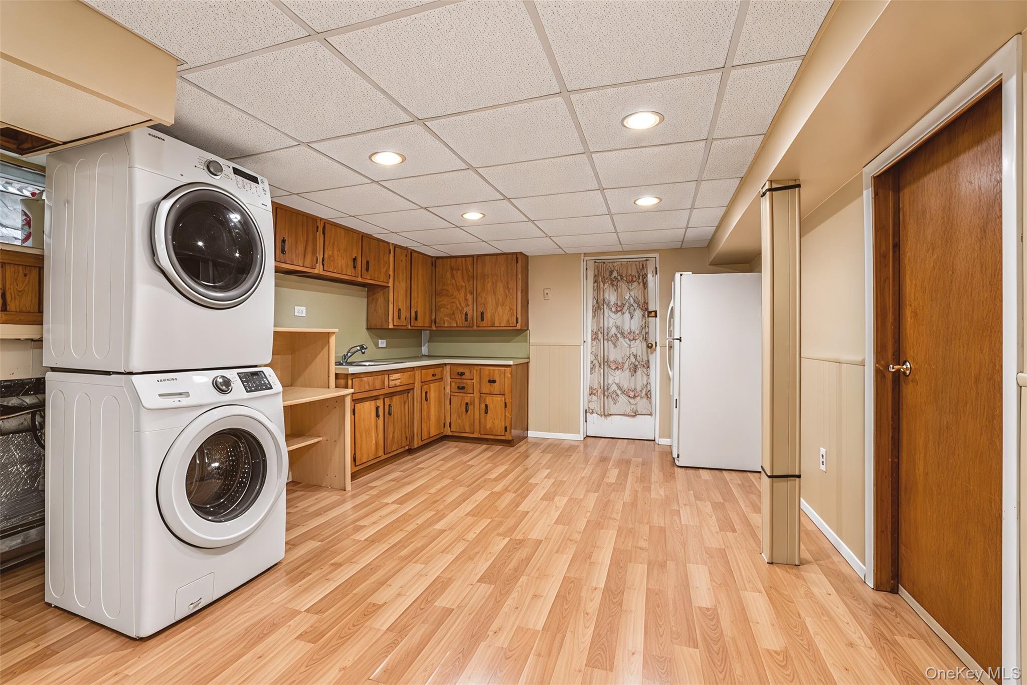 711 Covert Avenue Property Photo 17