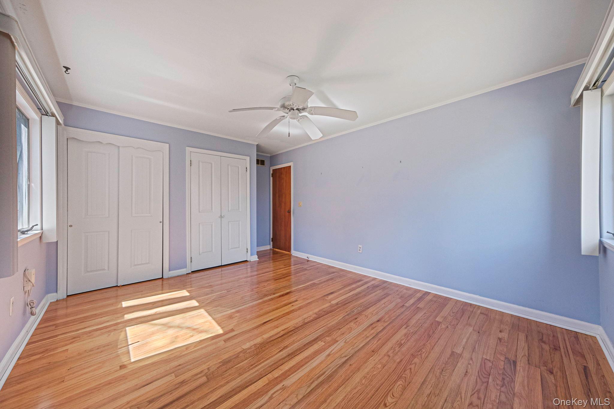 223 Connetquot Road Property Photo 23