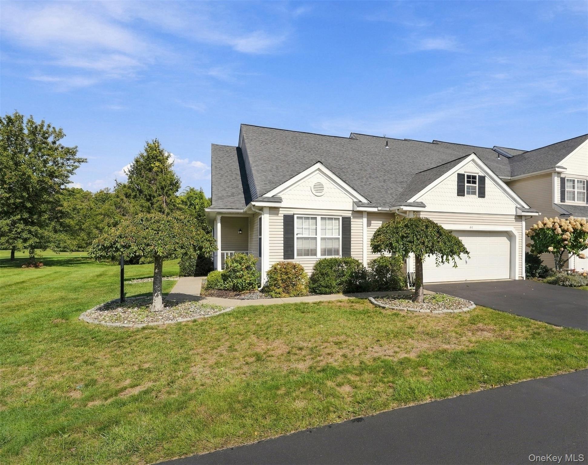 60 Tee Lane Property Photo 1