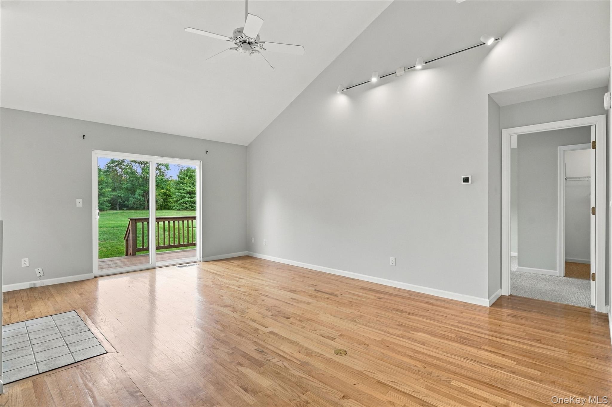 60 Tee Lane Property Photo 10