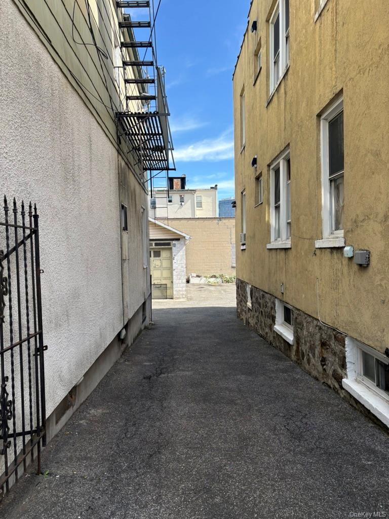 17 3rd Street Property Photo 2