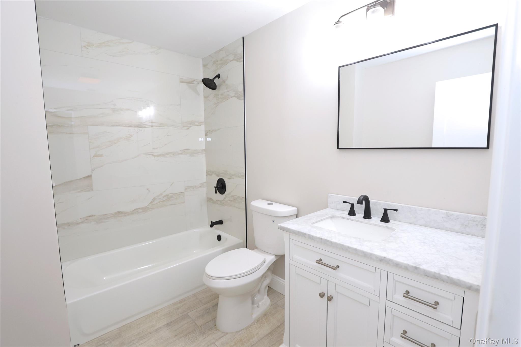 1537 Agate Street Property Photo 11