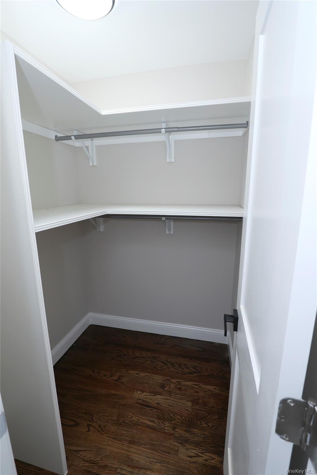1537 Agate Street Property Photo 14