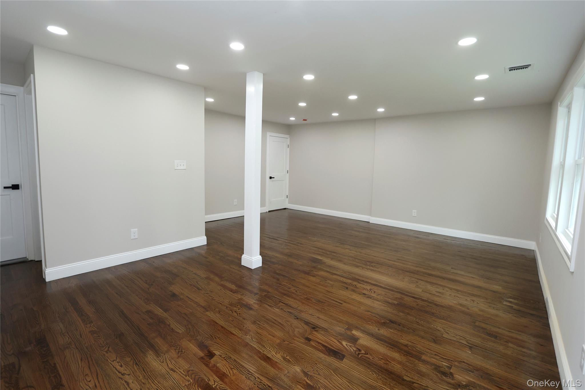 1537 Agate Street Property Photo 15