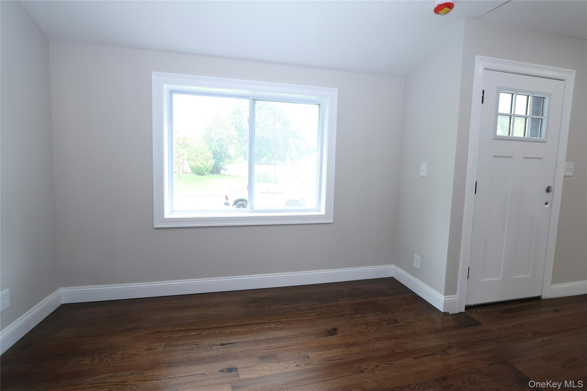 1537 Agate Street Property Photo 22