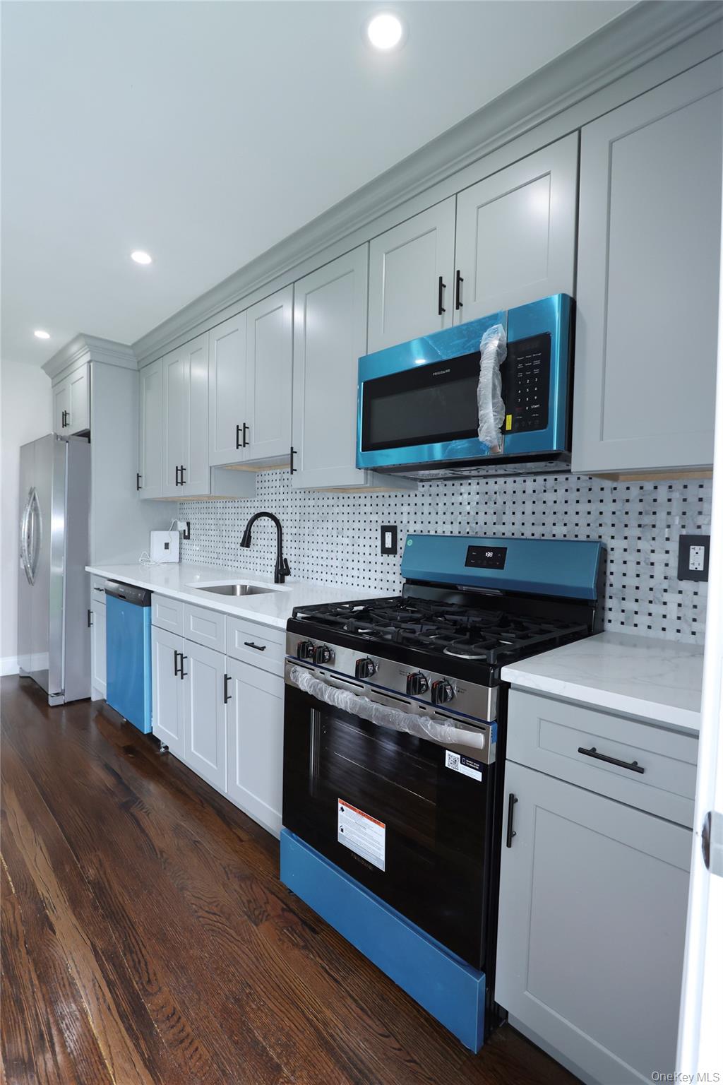 1537 Agate Street Property Photo 24