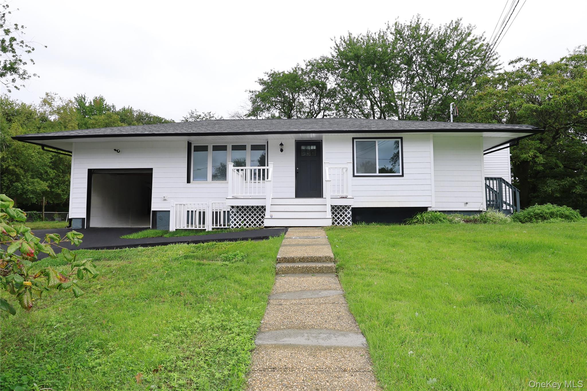 1537 Agate Street Property Photo 33