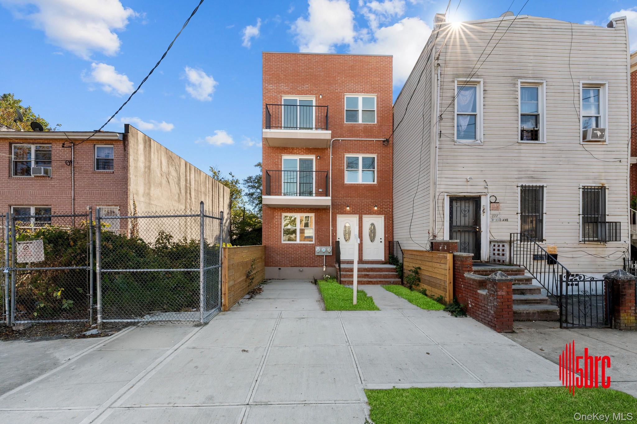 1116 Blake Avenue Property Photo 1
