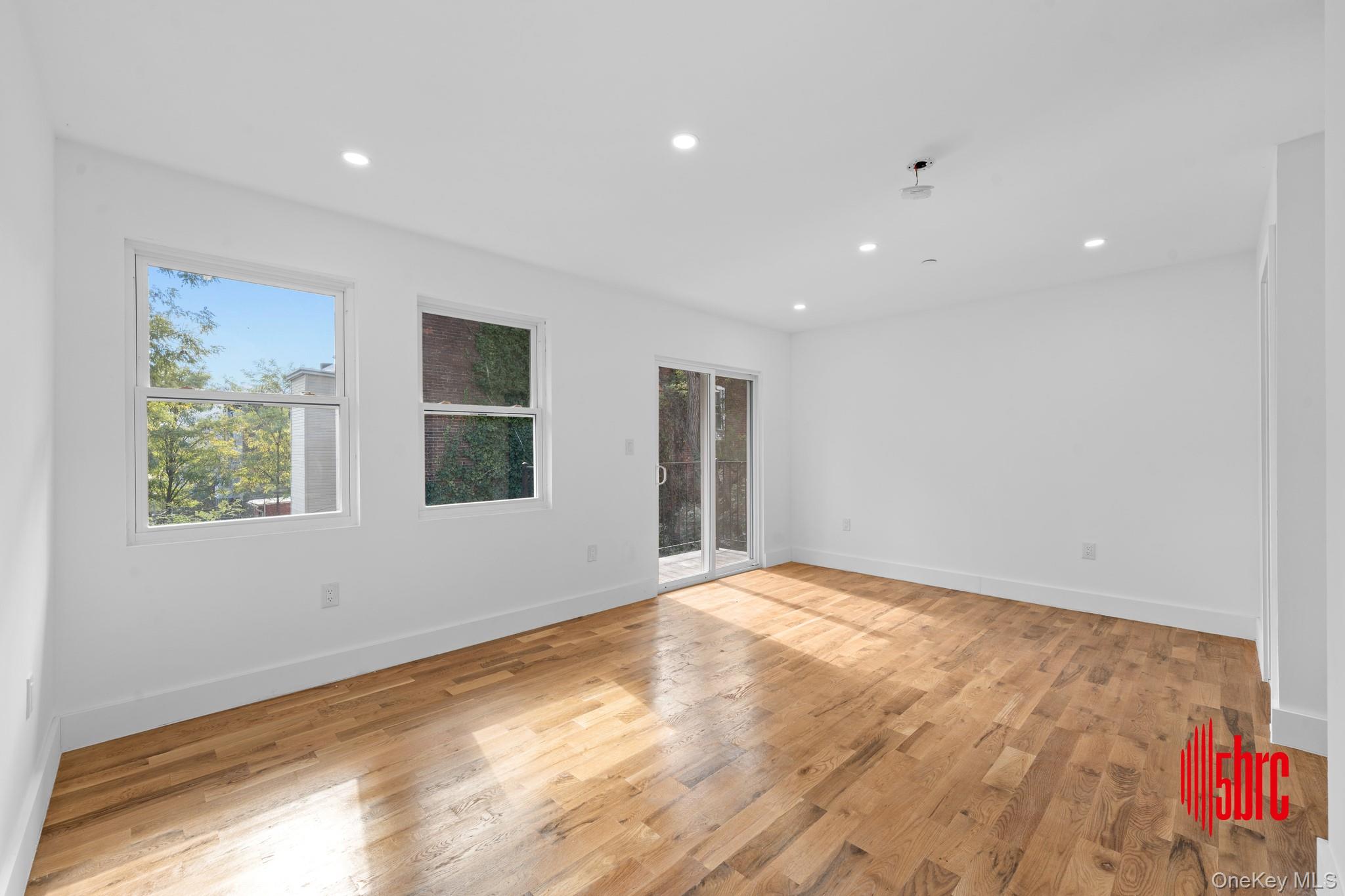 1116 Blake Avenue Property Photo 10