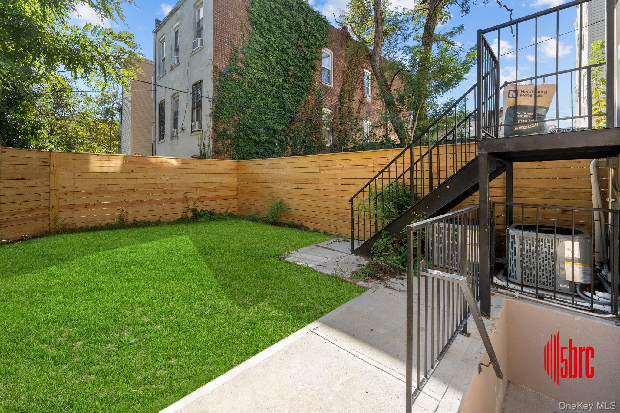 1116 Blake Avenue Property Photo 37