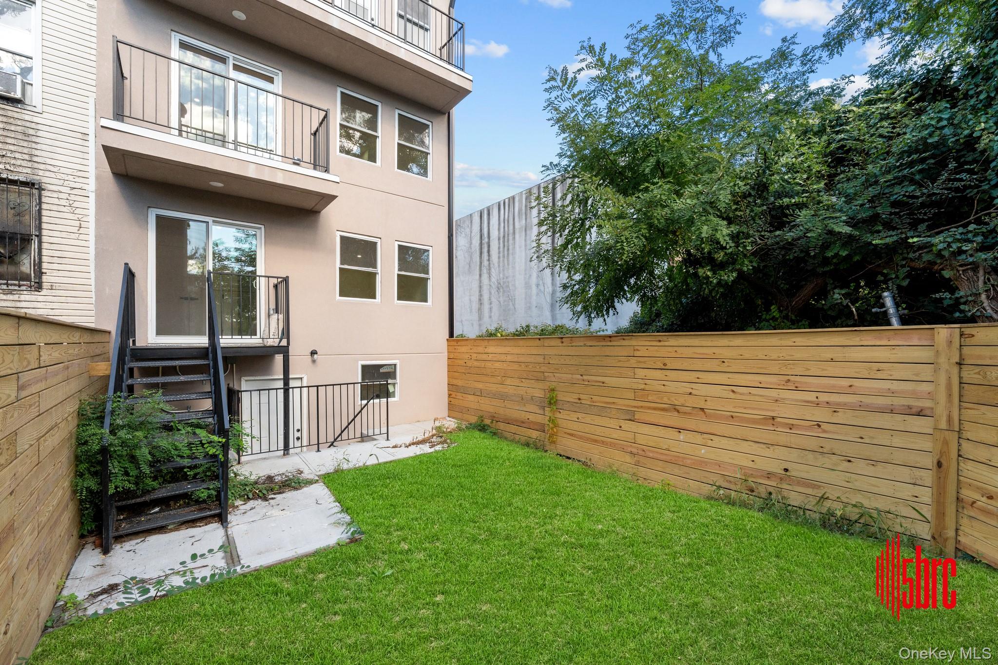 1116 Blake Avenue Property Photo 40