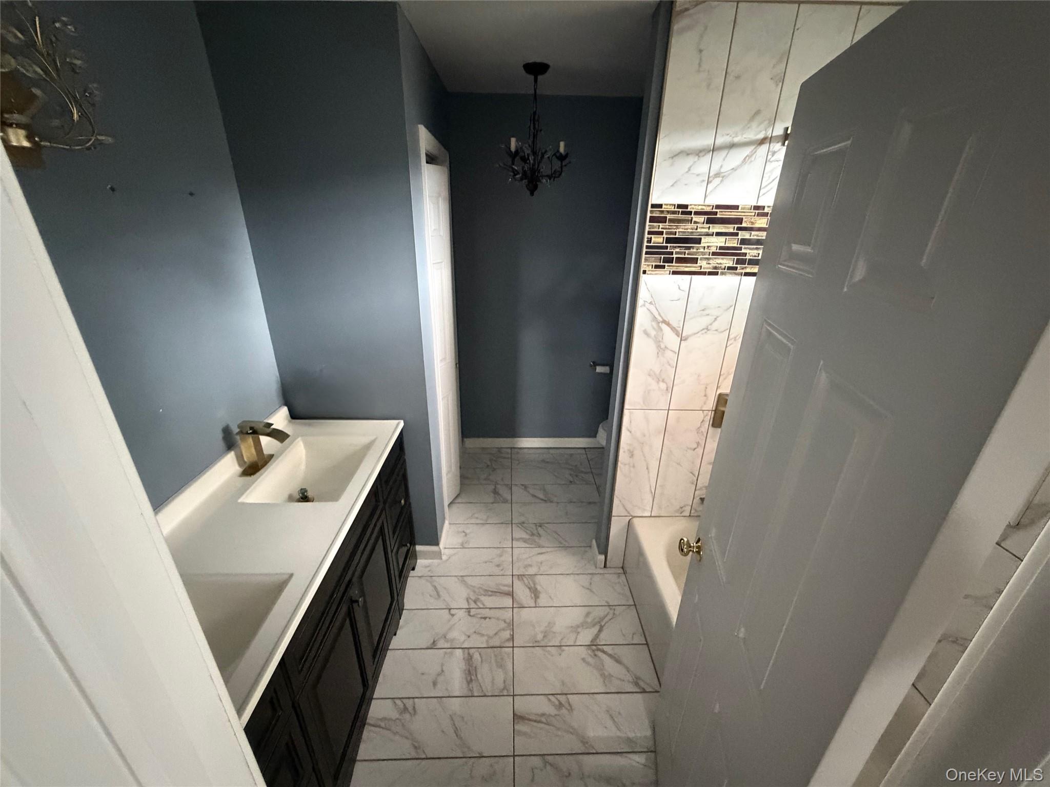 116 Carleton Avenue Property Photo 13