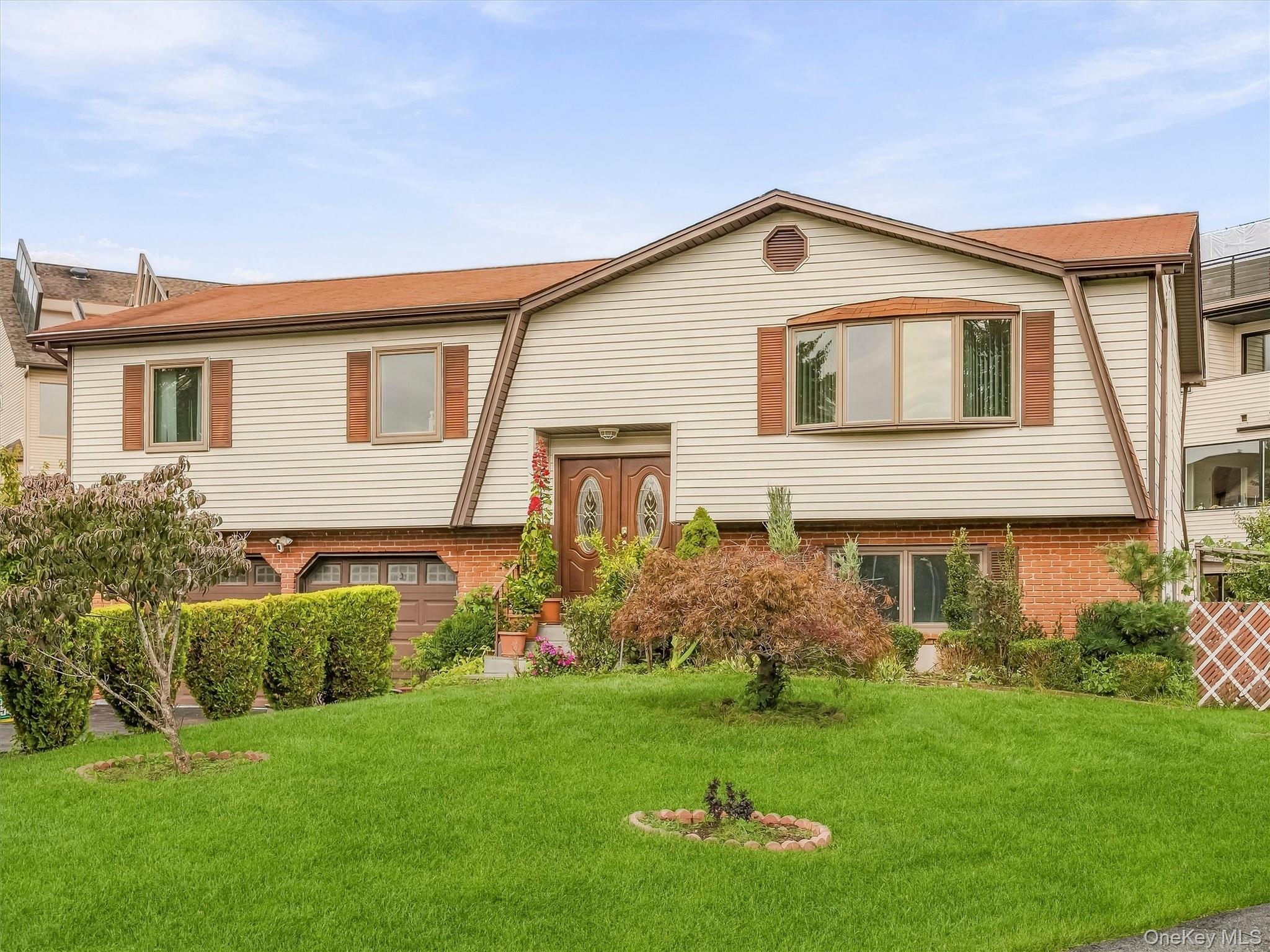 8 Carl Court Property Photo 2