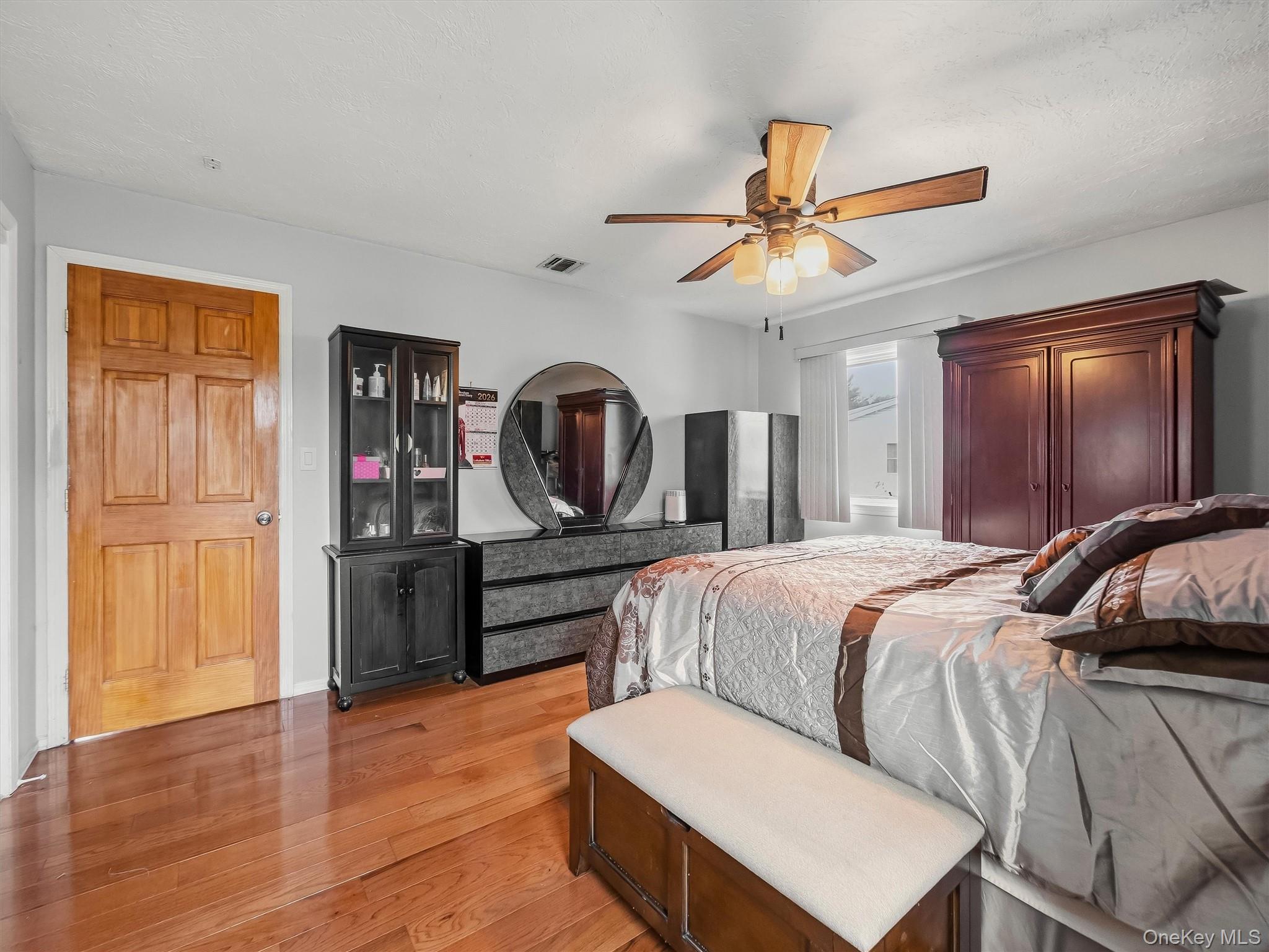 8 Carl Court Property Photo 15