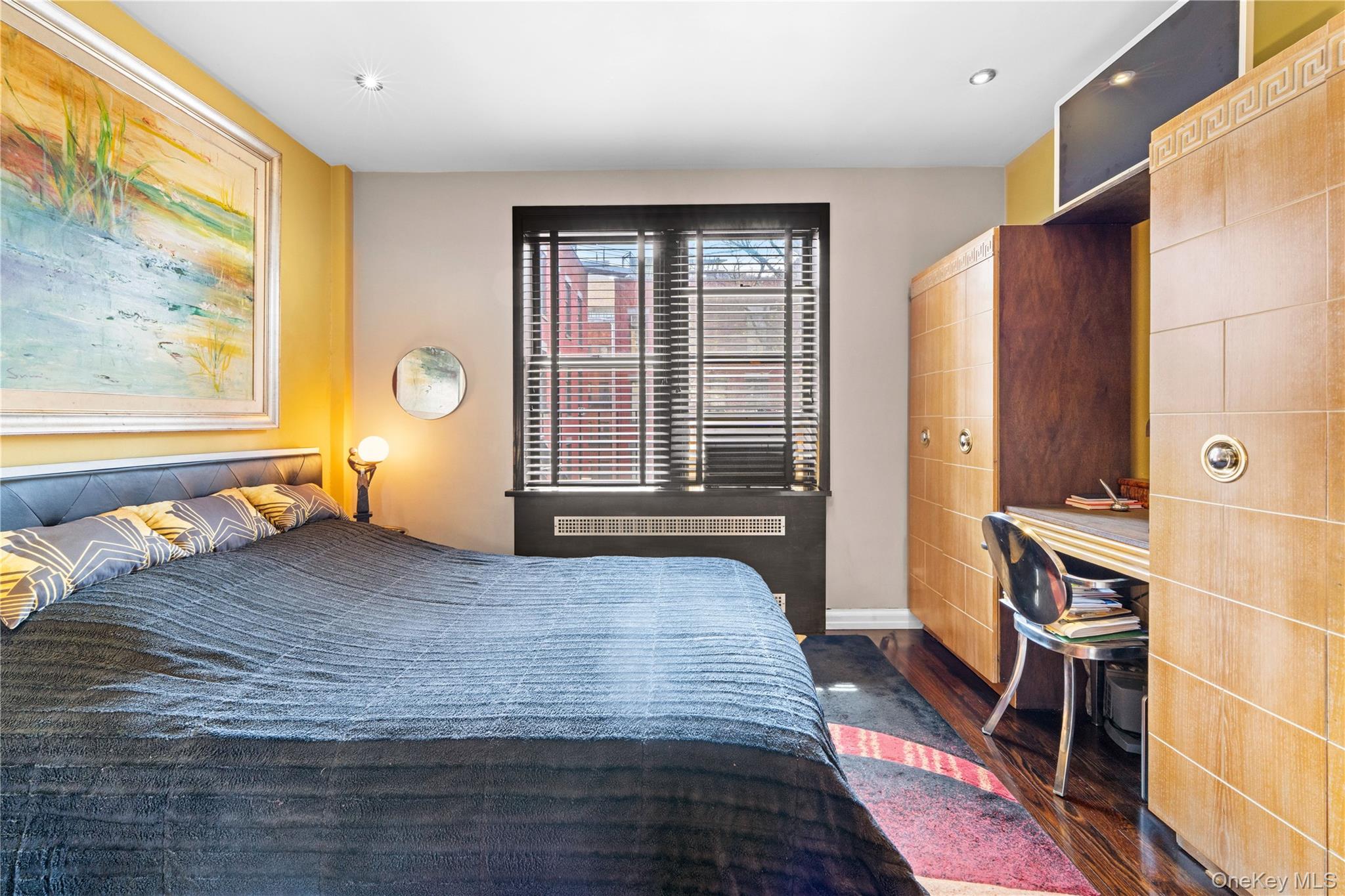 50 East 8th 6p Property Photo 6