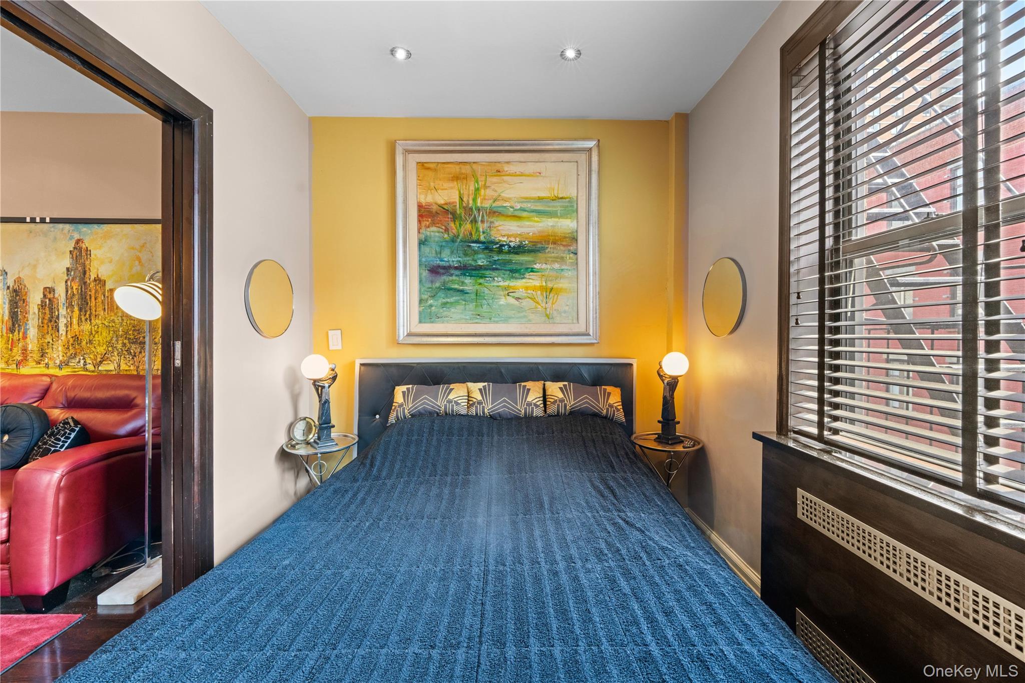 50 East 8th 6p Property Photo 8