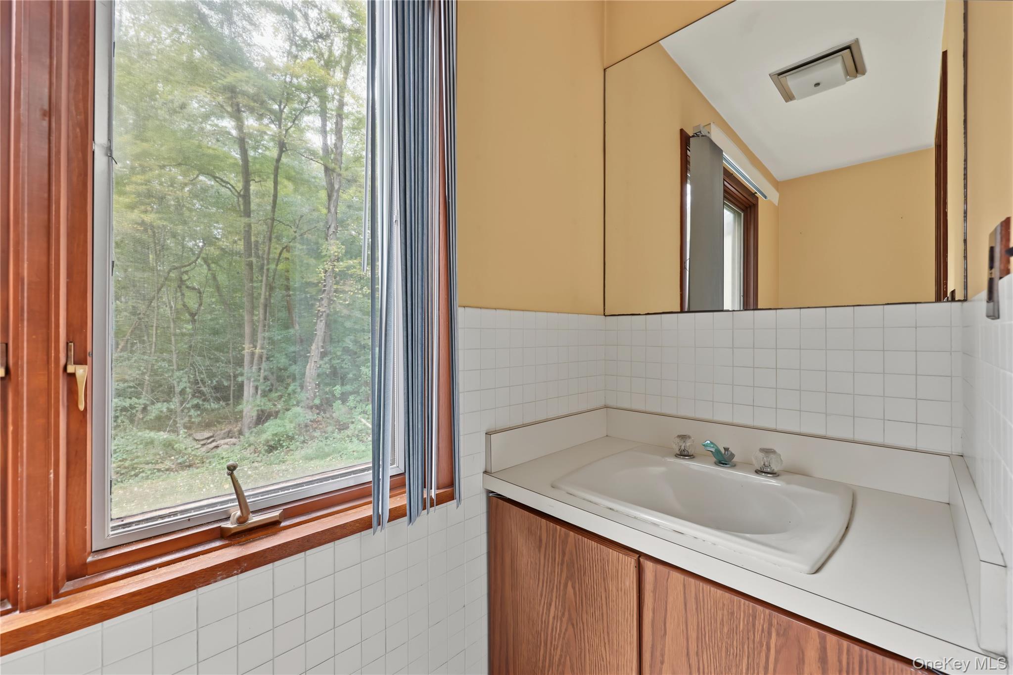 41 Park Lane Property Photo 9