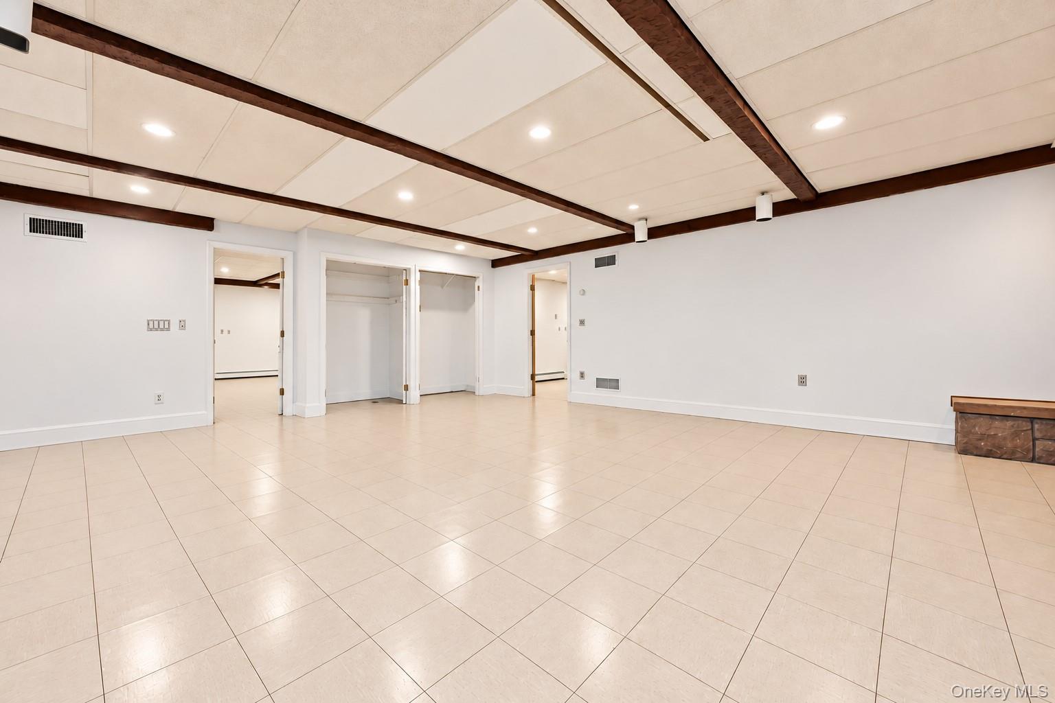 41 Park Lane Property Photo 22
