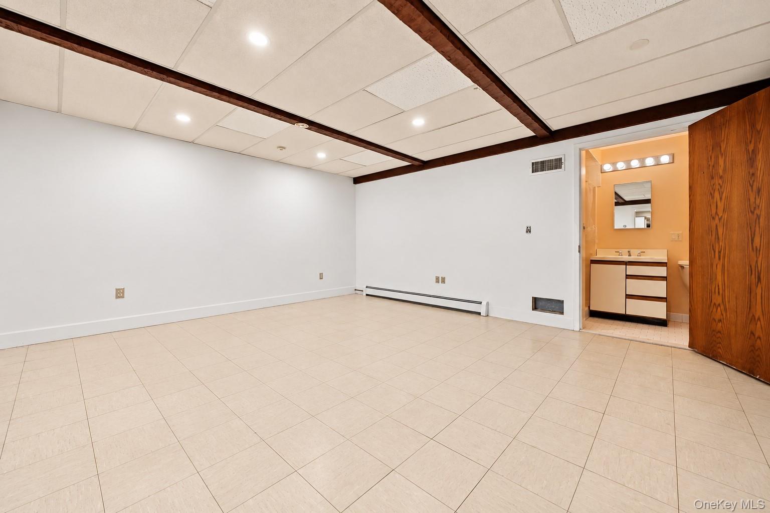 41 Park Lane Property Photo 27